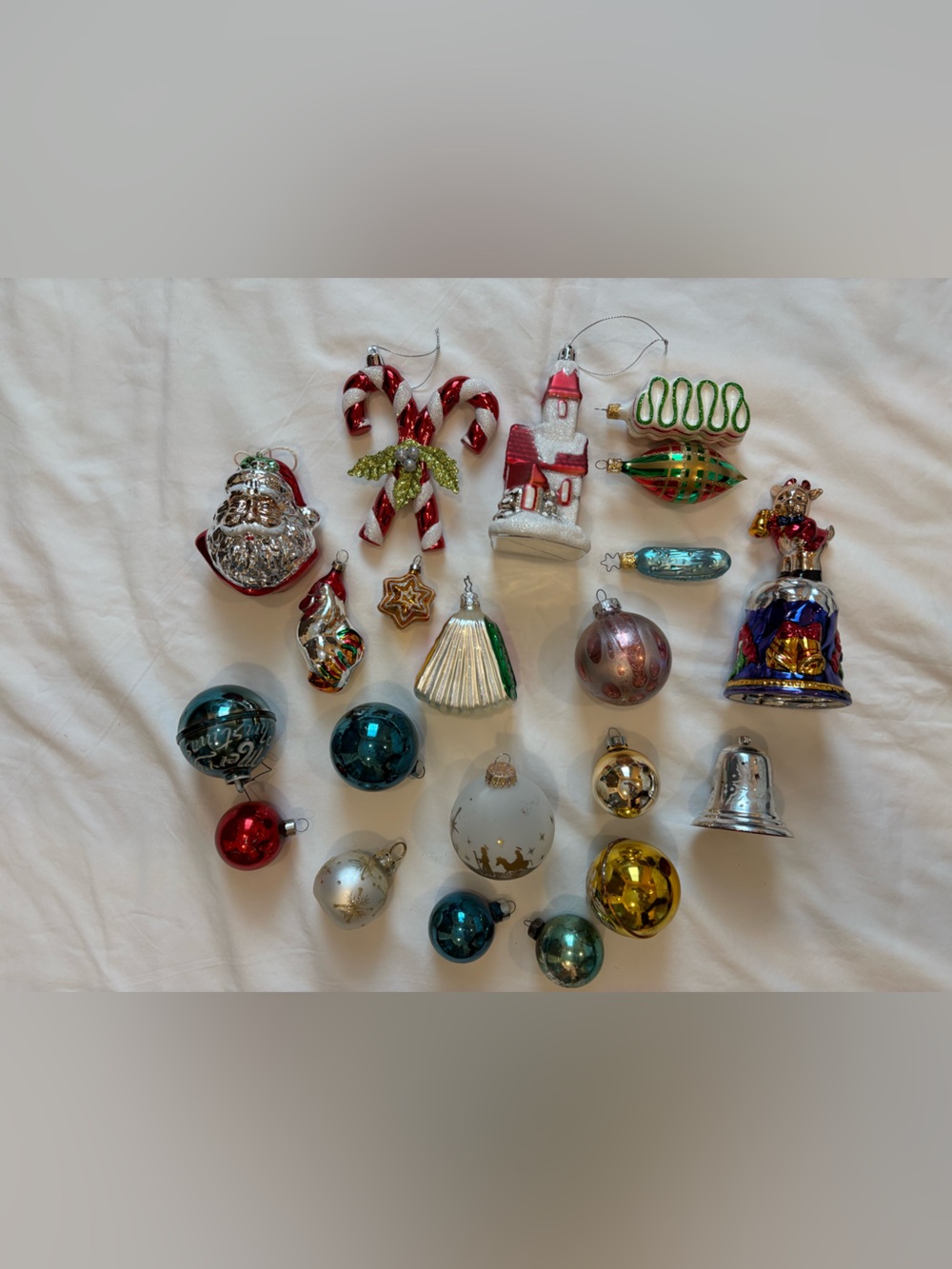 Lot Of 21 Vtg Blown Glass Christmas Ornaments Some Mercury Some More Recent